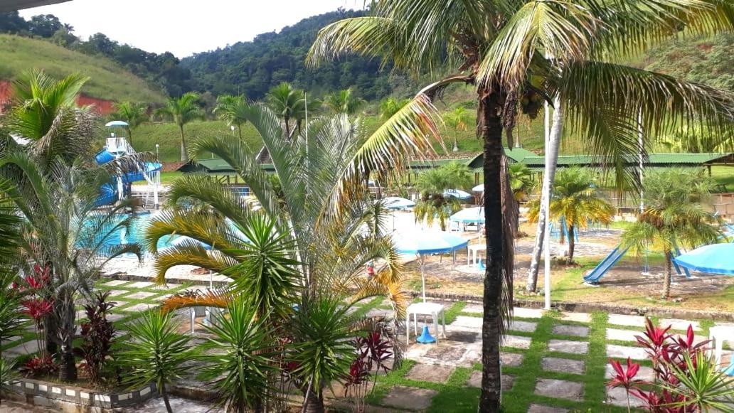 Vale Do Encantado Park Hotel Fazenda Guararema Exterior photo